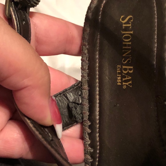 St. John’s Bay sandals 👡 
Size 9 - Picture 4 of 7